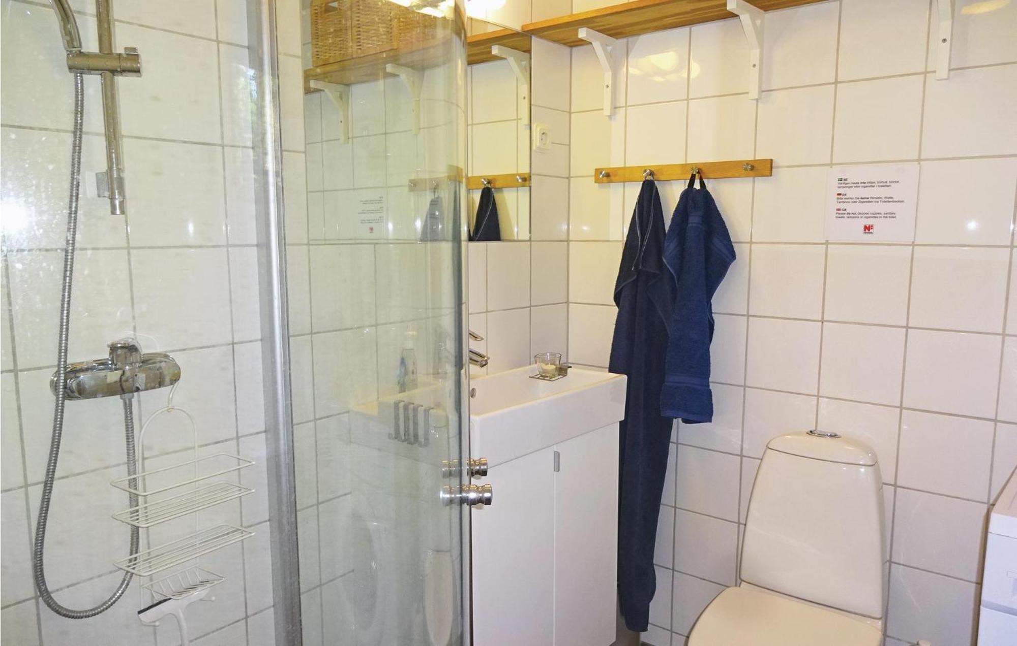 Stunning Home In Yngsjoe With Wifi מראה חיצוני תמונה